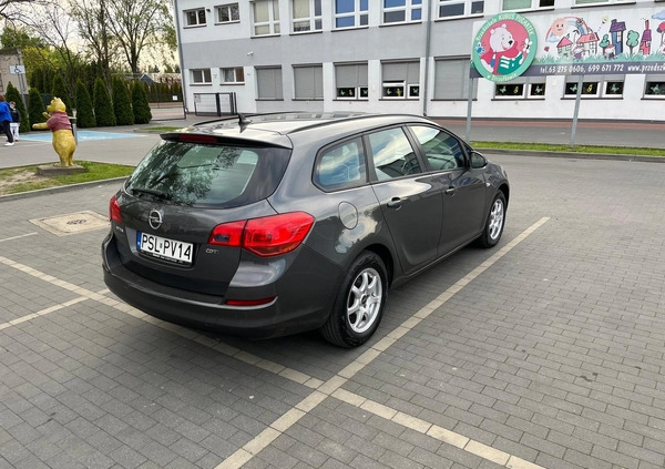 Opel Astra cena 16700 przebieg: 345168, rok produkcji 2012 z Nałęczów małe 56